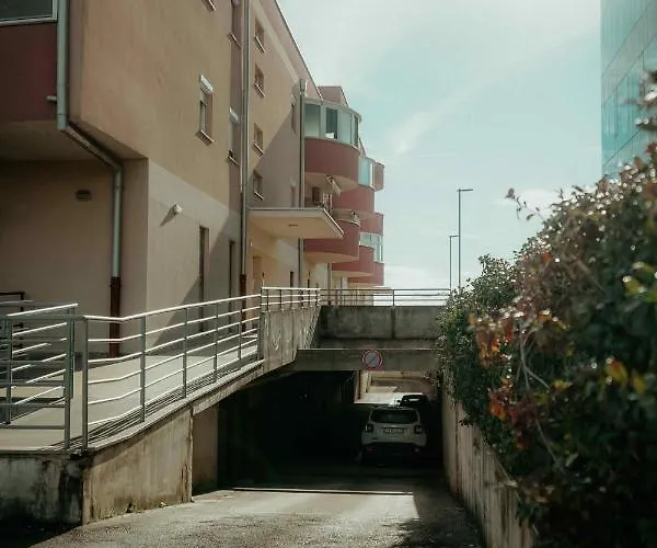 公寓 Rondo Lovely And Sunny