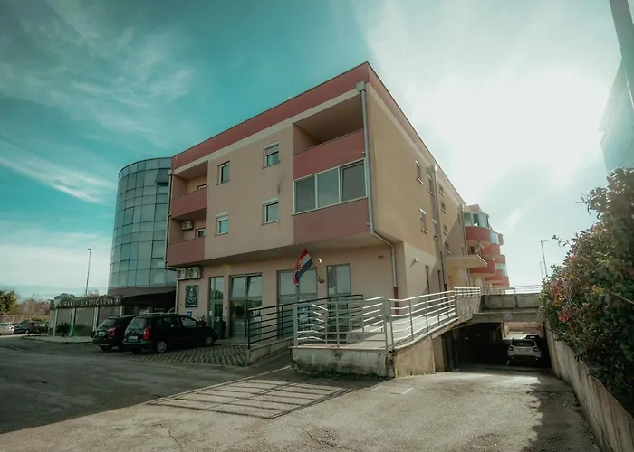 Rondo Lovely And Sunny *